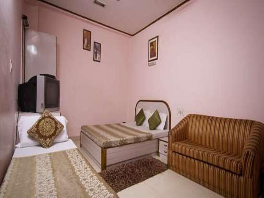 Hotel Woodland Deluxe New Delhi Ngoại thất bức ảnh