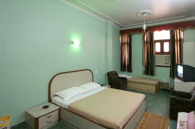 Hotel Woodland Deluxe New Delhi Ngoại thất bức ảnh