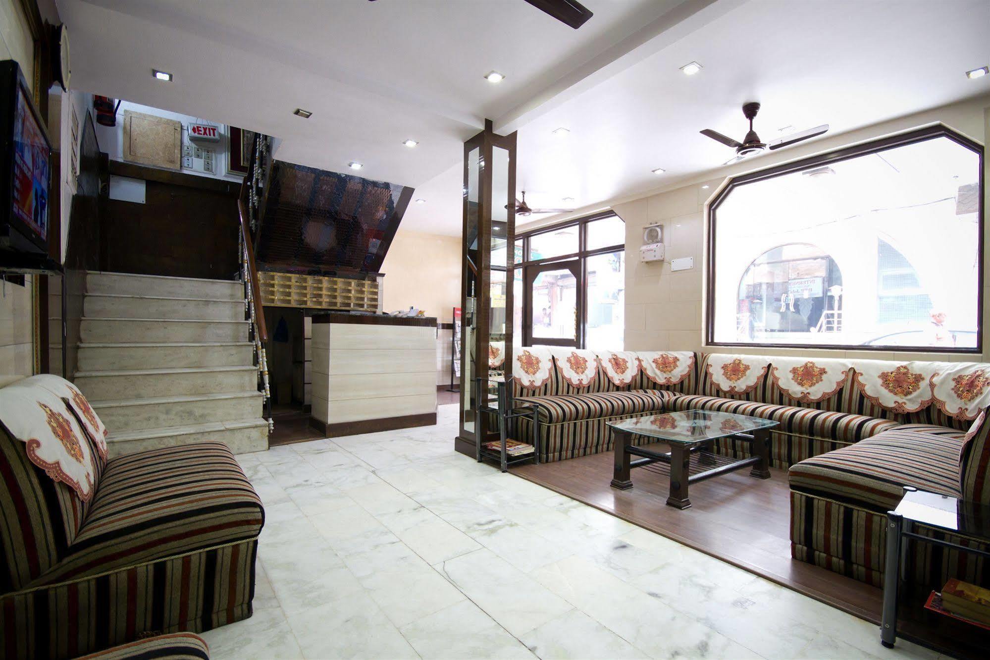 Hotel Woodland Deluxe New Delhi Ngoại thất bức ảnh