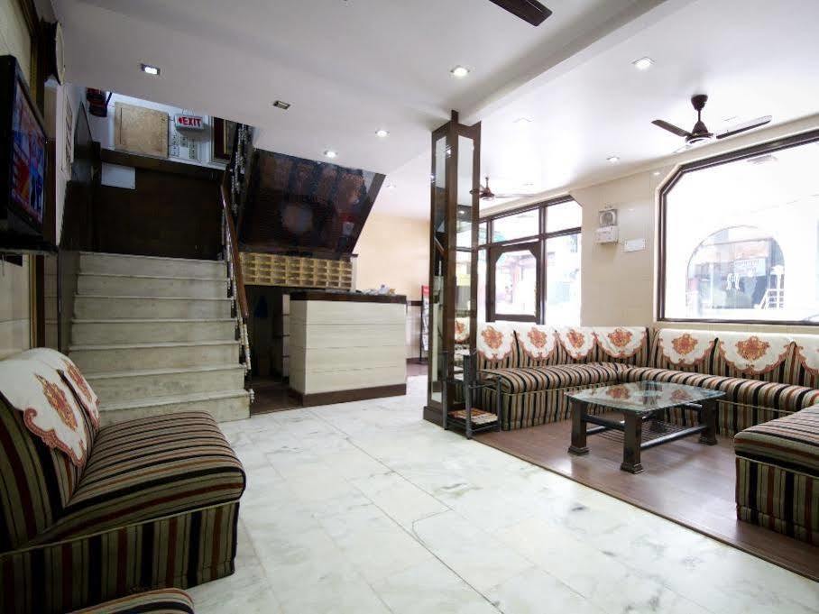 Hotel Woodland Deluxe New Delhi Ngoại thất bức ảnh